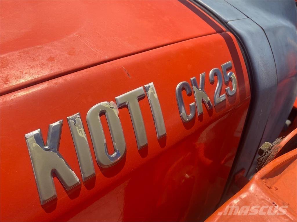 Kioti CK35 أخرى