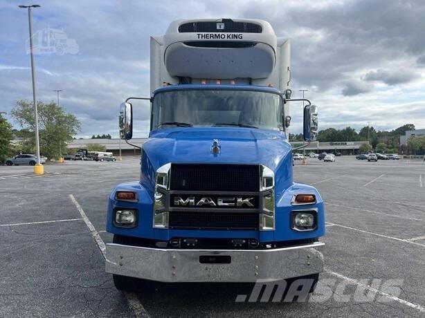 Mack MD6 أخرى