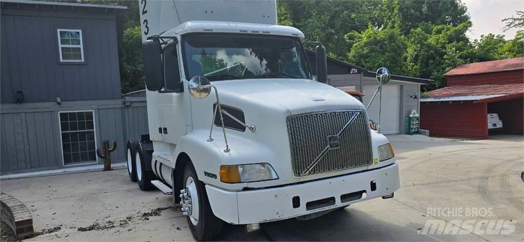 Volvo VNL أخرى