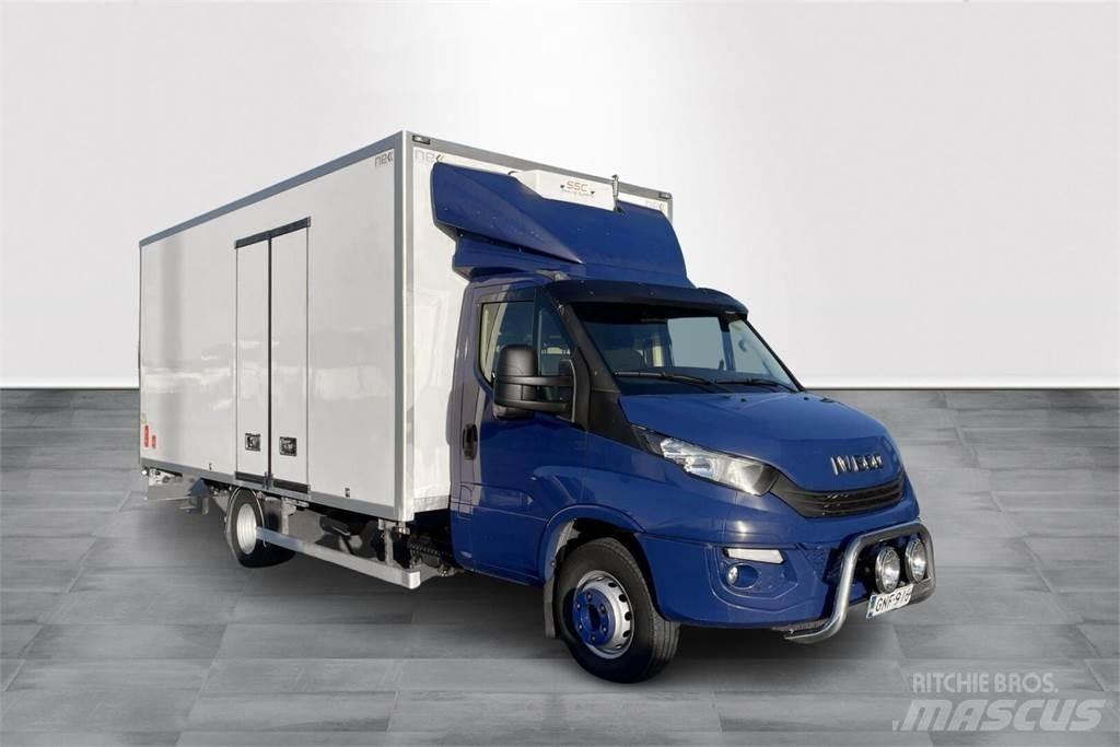 Iveco 70C18 شاحنات ذات هيكل صندوقي