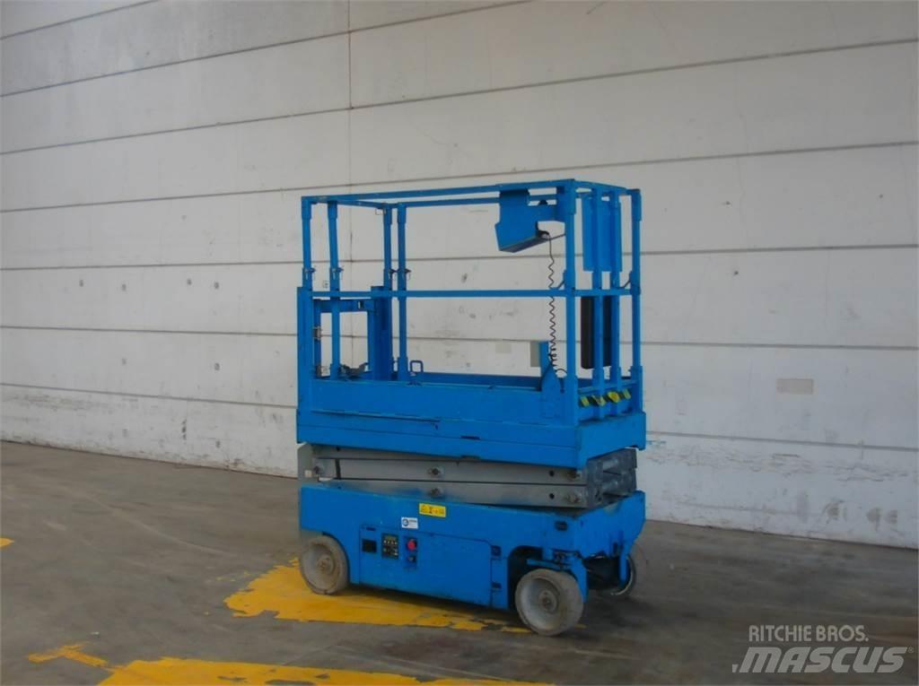 Genie GS1532 رافعات مقصية الشكل
