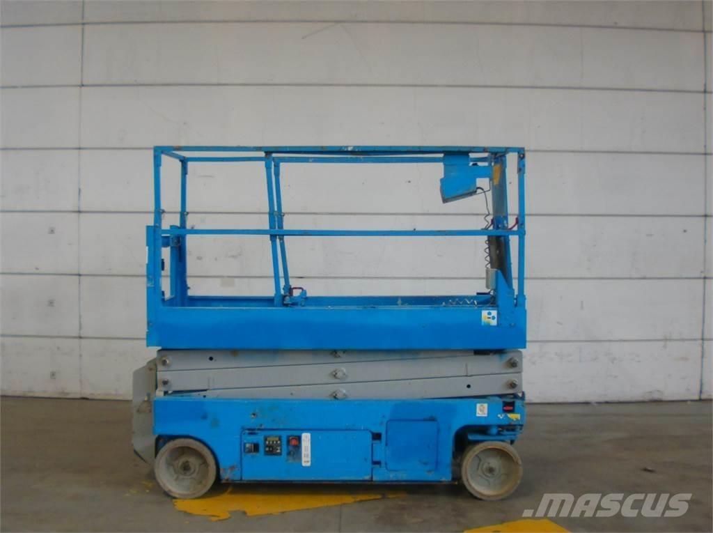 Genie GS2032 رافعات مقصية الشكل