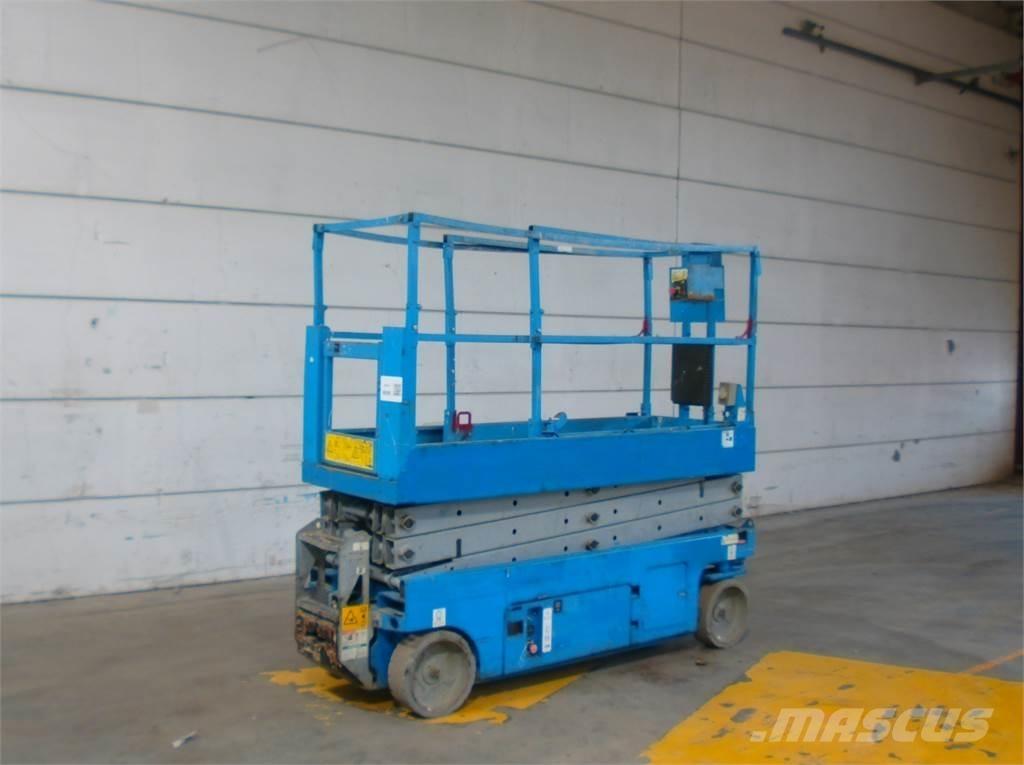 Genie GS2032 رافعات مقصية الشكل