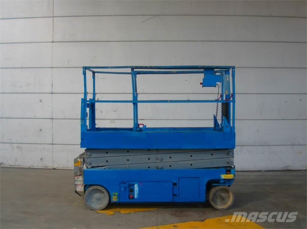 Genie GS2032 رافعات مقصية الشكل