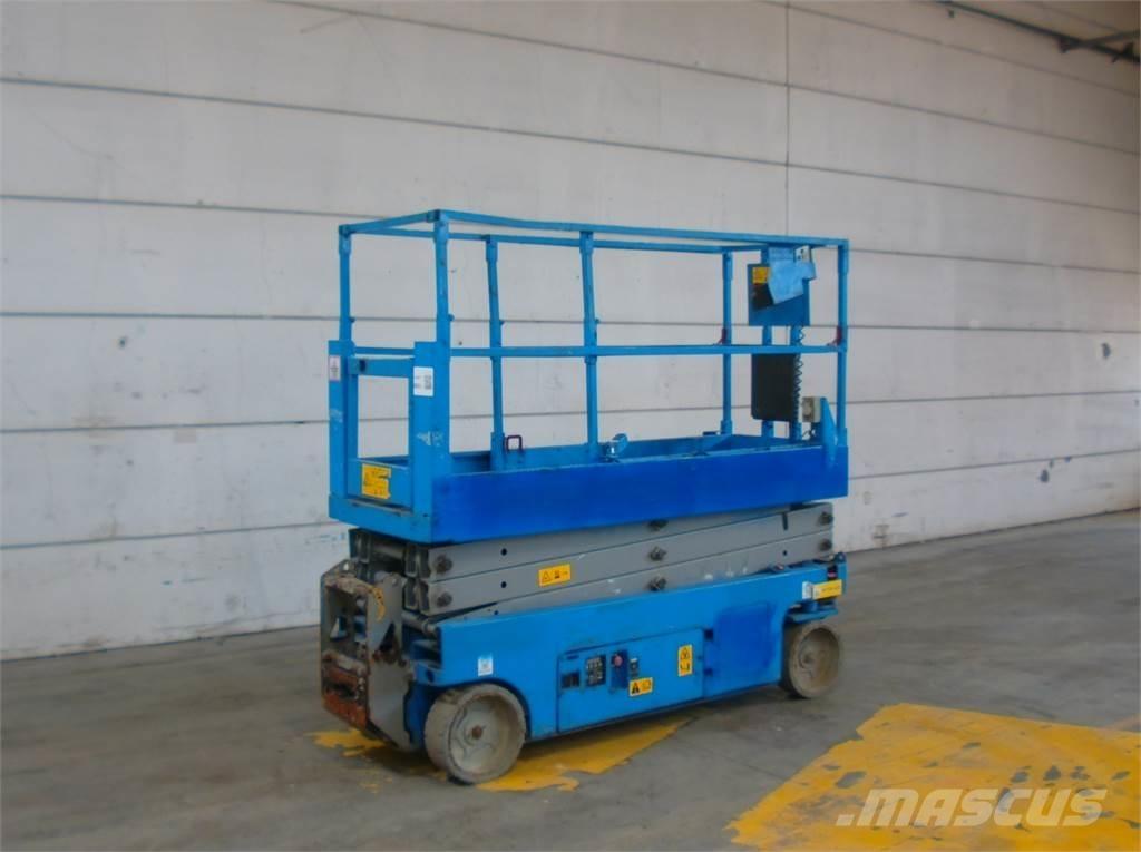 Genie GS2032 رافعات مقصية الشكل