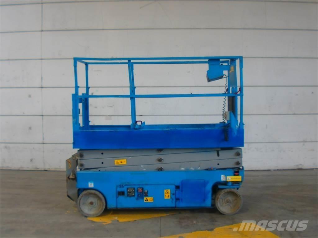 Genie GS2032 رافعات مقصية الشكل