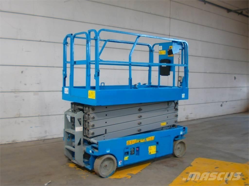 Genie GS3246 رافعات مقصية الشكل