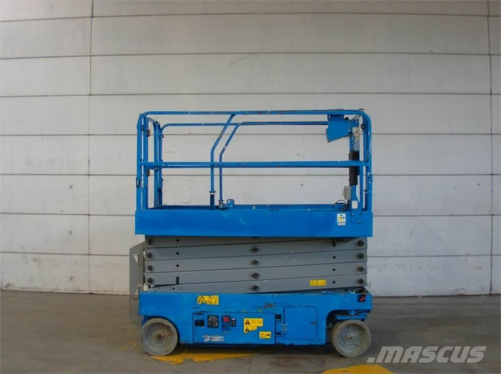 Genie GS3246 رافعات مقصية الشكل