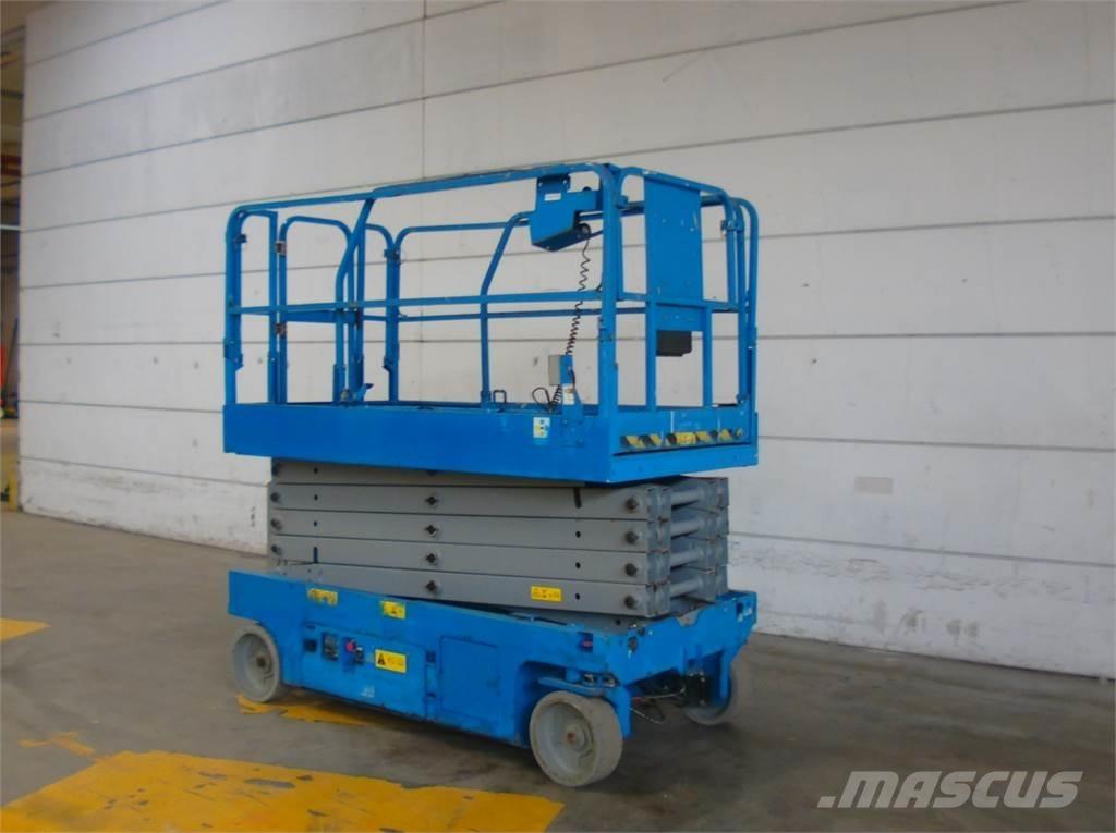 Genie GS3246 رافعات مقصية الشكل