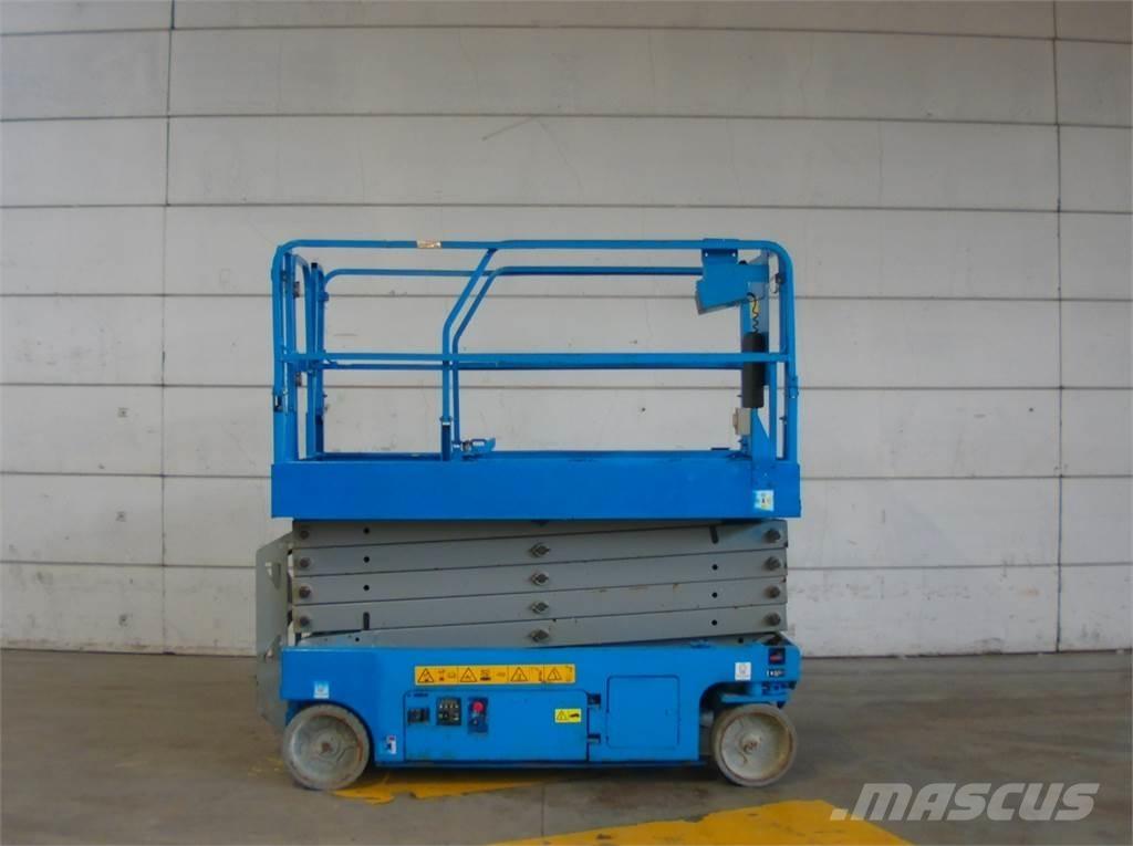 Genie GS3246 رافعات مقصية الشكل
