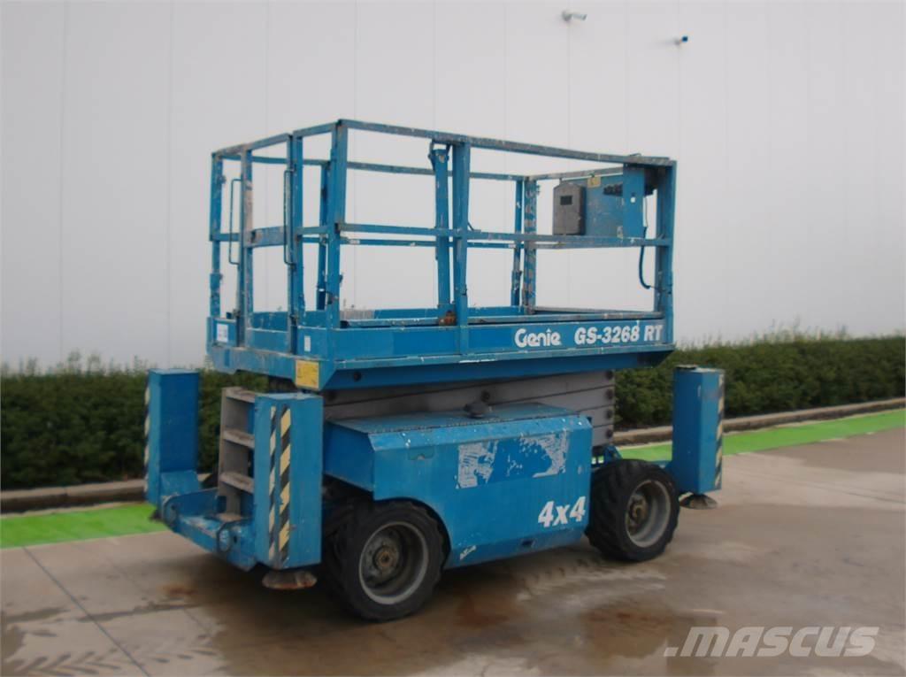 Genie GS3268RT رافعات مقصية الشكل