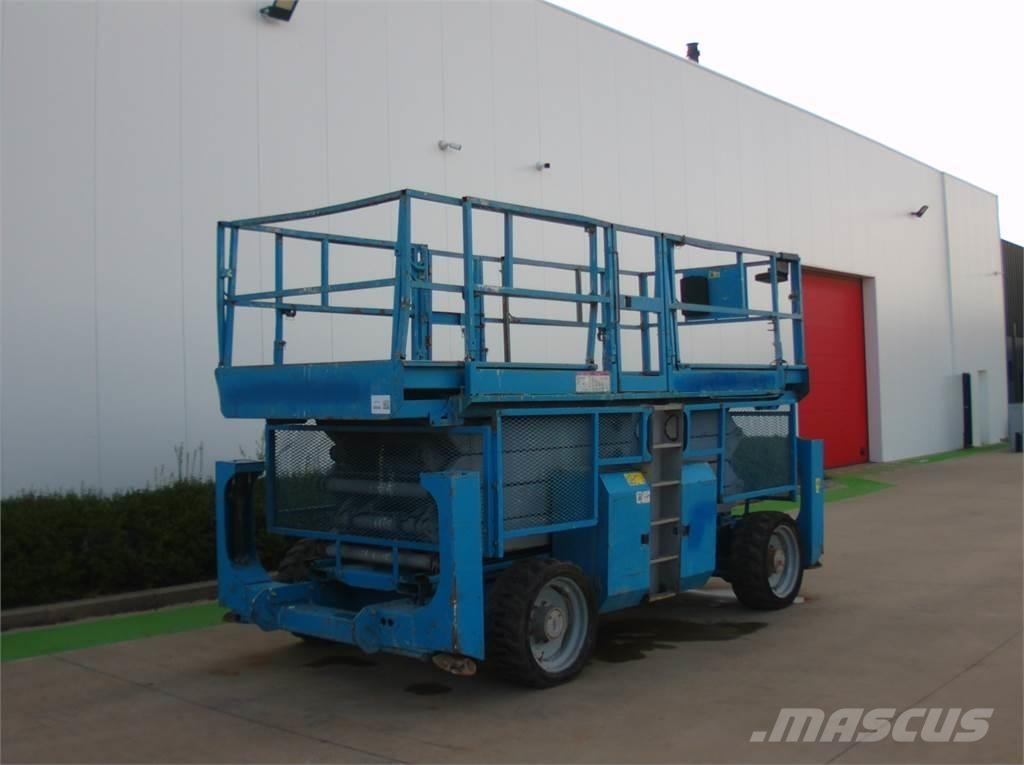 Genie GS4390RT رافعات مقصية الشكل
