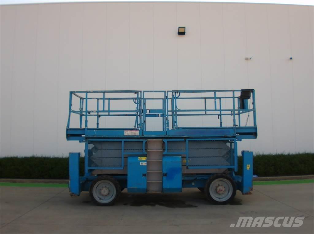 Genie GS4390RT رافعات مقصية الشكل