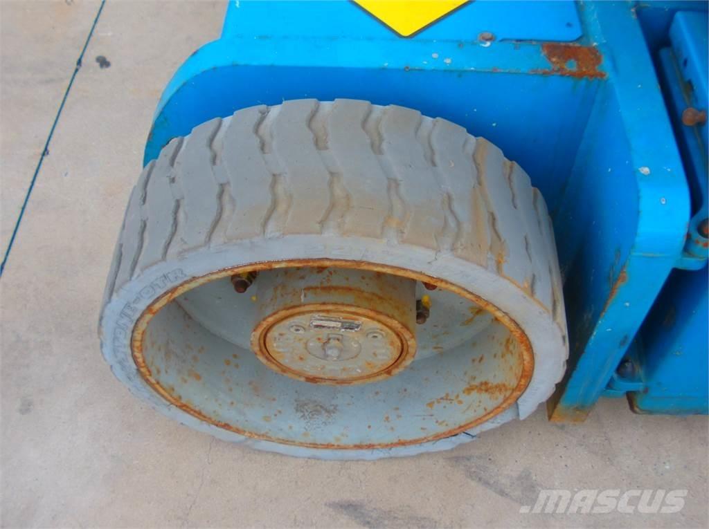 Genie Z30-20N رافعات سلة مفصلية