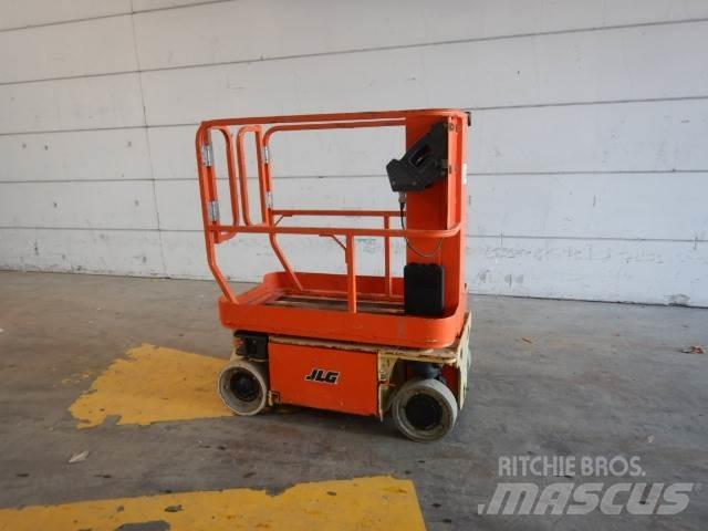 JLG 1230ES رافعات السارية الرأسية