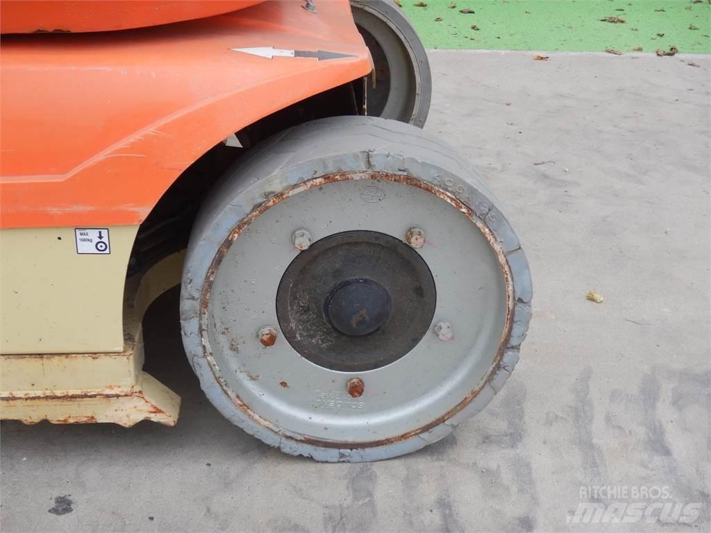 JLG Toucan 10E رافعات السارية الرأسية