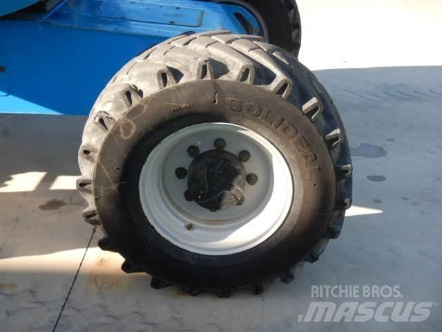 Manitou 200ATJ رافعات سلة مفصلية