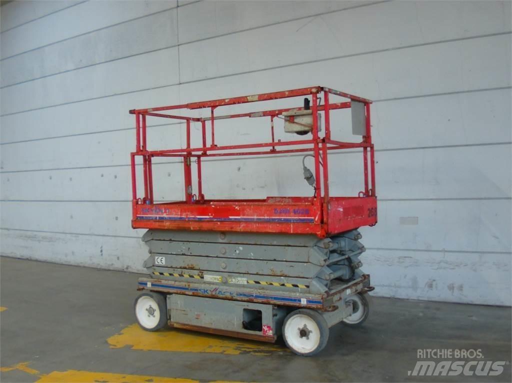 SkyJack SJ4626 رافعات مقصية الشكل