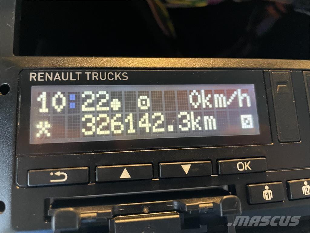 Renault T-.High 6x2 وحدات الجر