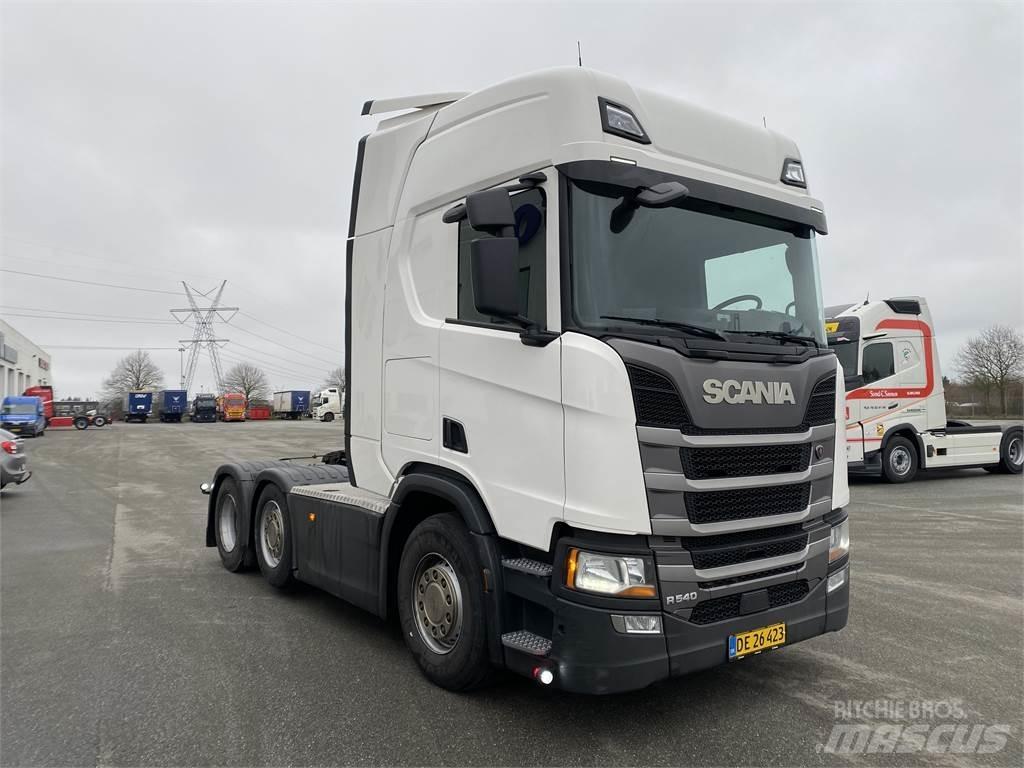 Scania R540 وحدات الجر