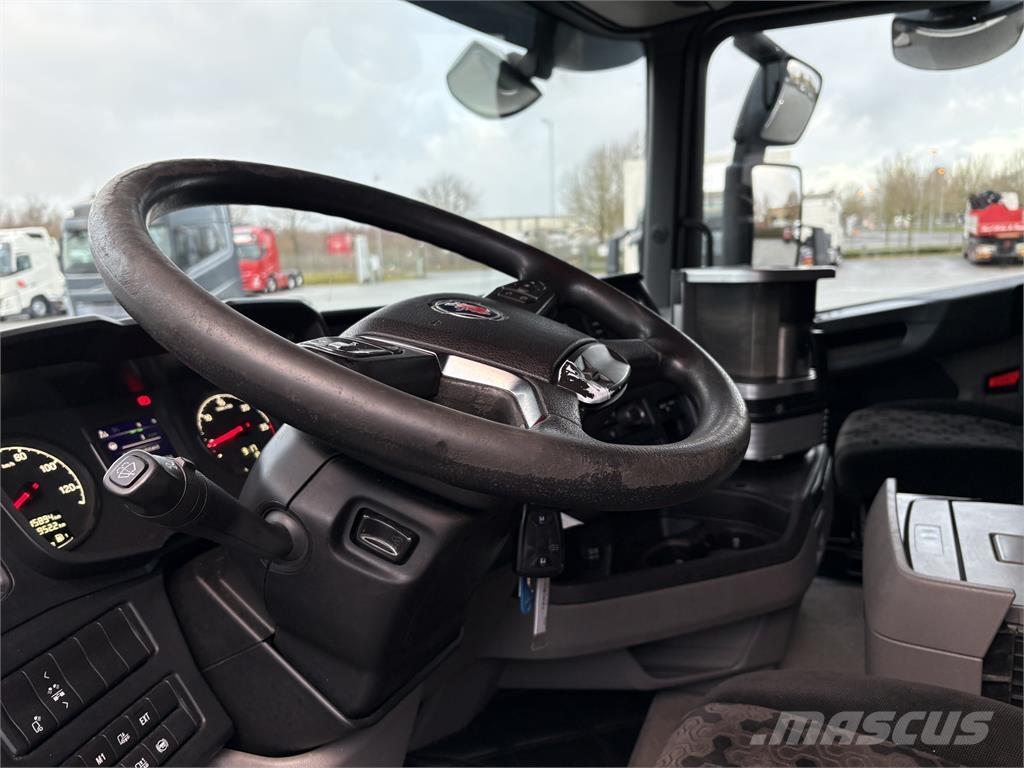 Scania R540 وحدات الجر