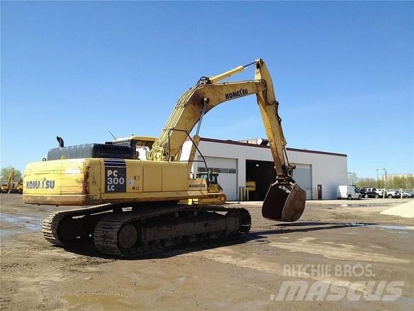 Komatsu PC300 LC-7 حفارات زحافة