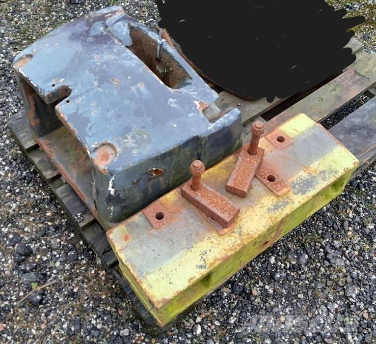  - - - ملحقات الحصادات