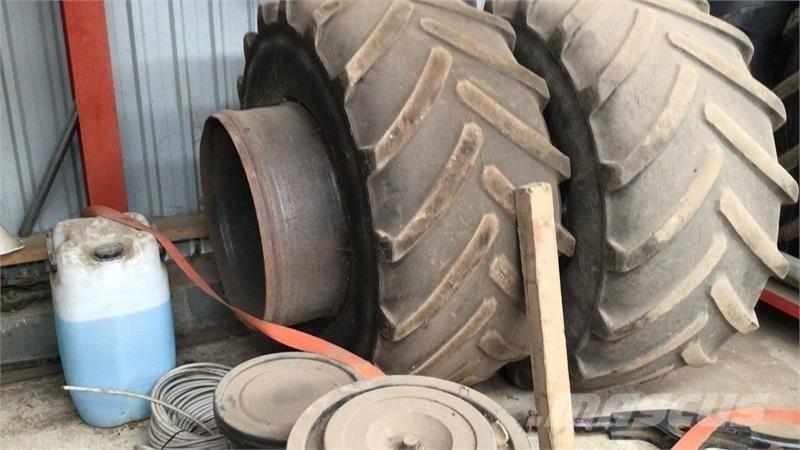  - - - الإطارات والعجلات والحافات
