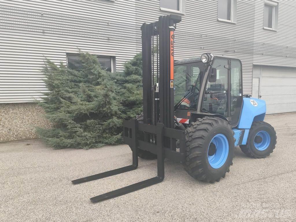 Ausa C 351 Hx4 شاحنات الطرق الوعرة
