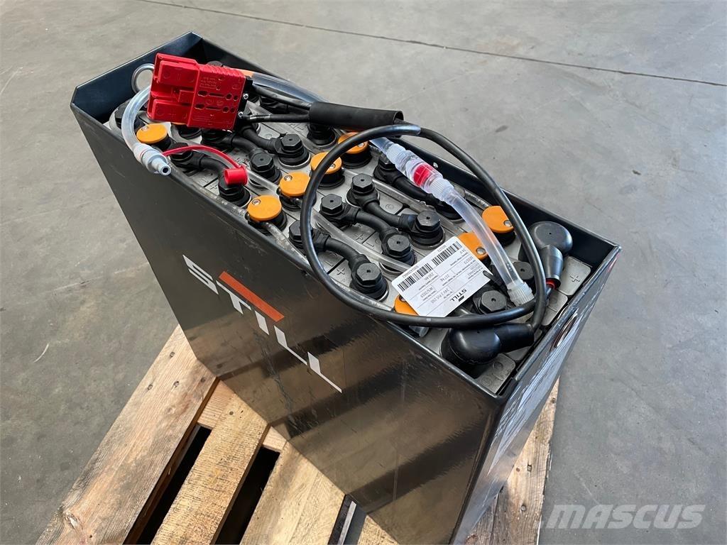  24 Volt I 2PzS 250 شاحنات ذات رافعات شوكية - أخرى