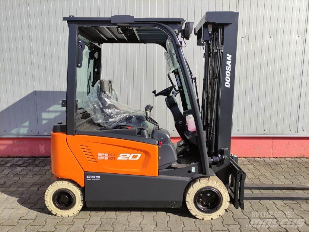 Doosan B20X-7 (Plus) شاحنات ذات رافعات شوكية تعمل بالكهرباء