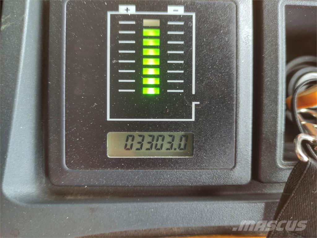 Jungheinrich EJC 214 معدات التكديس الجوالة