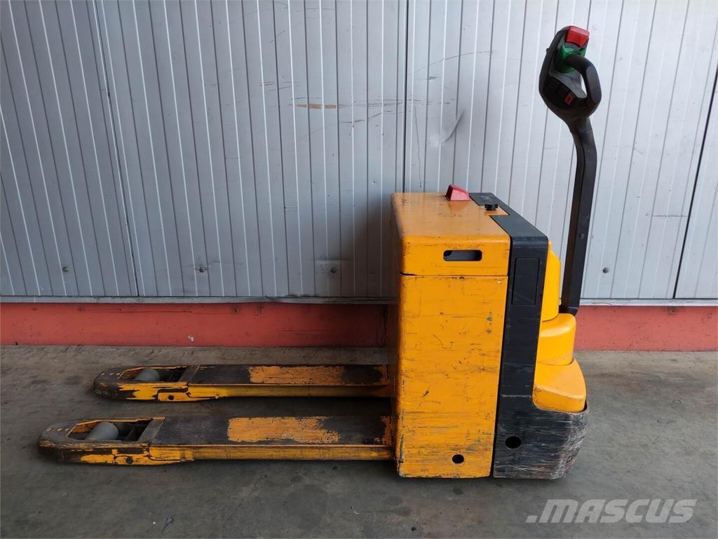 Jungheinrich ELE16G معدات الرفع منخفض المستوى