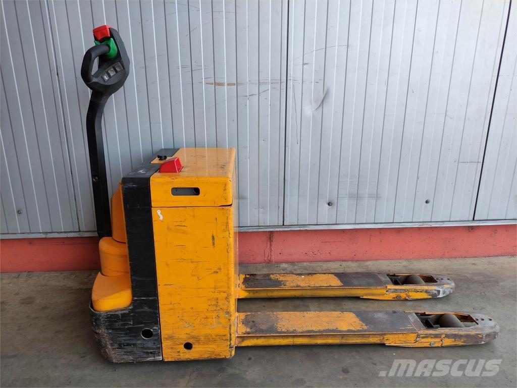 Jungheinrich ELE16G معدات الرفع منخفض المستوى