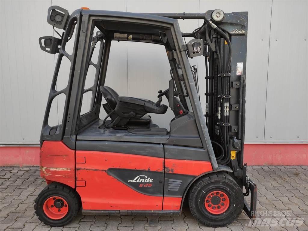 Linde E25-01-387 شاحنات ذات رافعات شوكية تعمل بالكهرباء