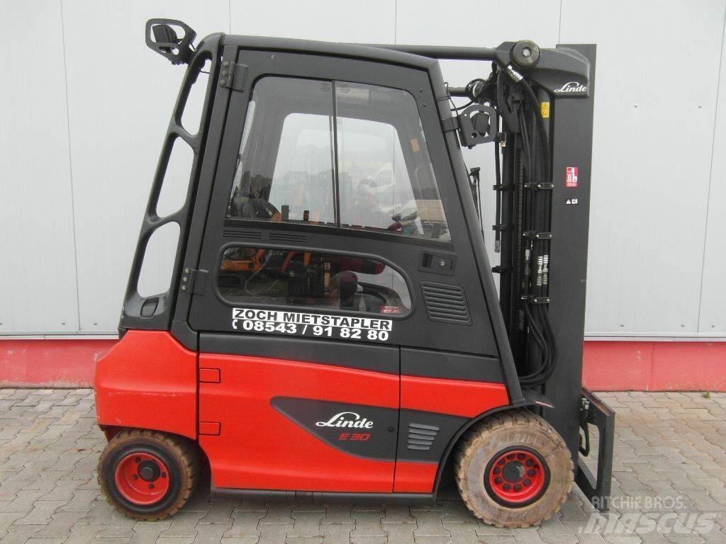 Linde E30-01-387 شاحنات ذات رافعات شوكية تعمل بالكهرباء