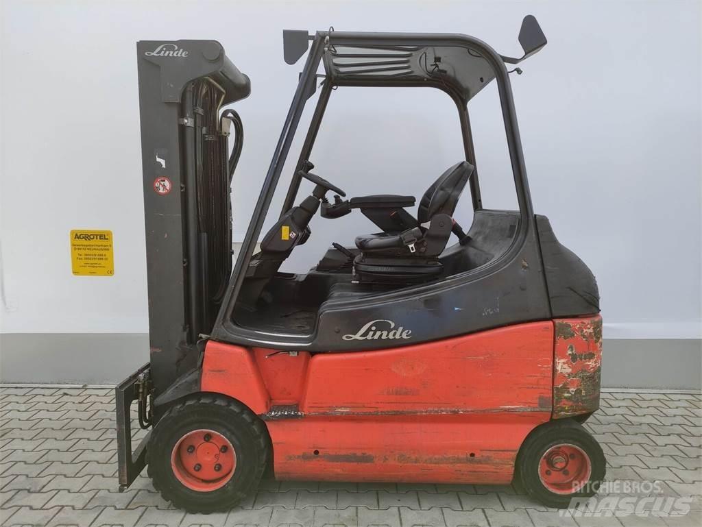 Linde E30/03/600-336 شاحنات ذات رافعات شوكية تعمل بالكهرباء