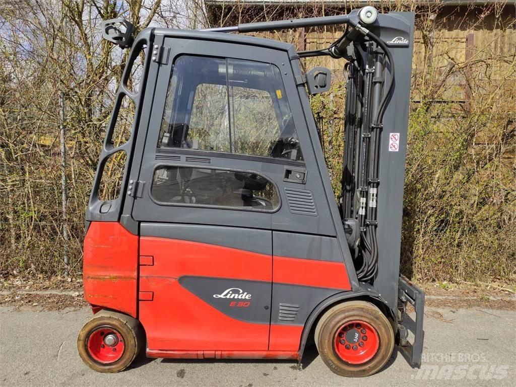 Linde E30H-01/600-387 شاحنات ذات رافعات شوكية تعمل بالكهرباء