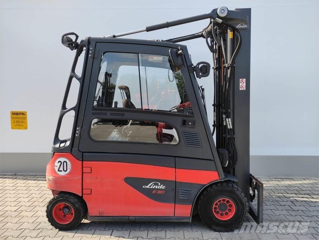 Linde E30L/387 (LACK NEU) شاحنات ذات رافعات شوكية تعمل بالكهرباء