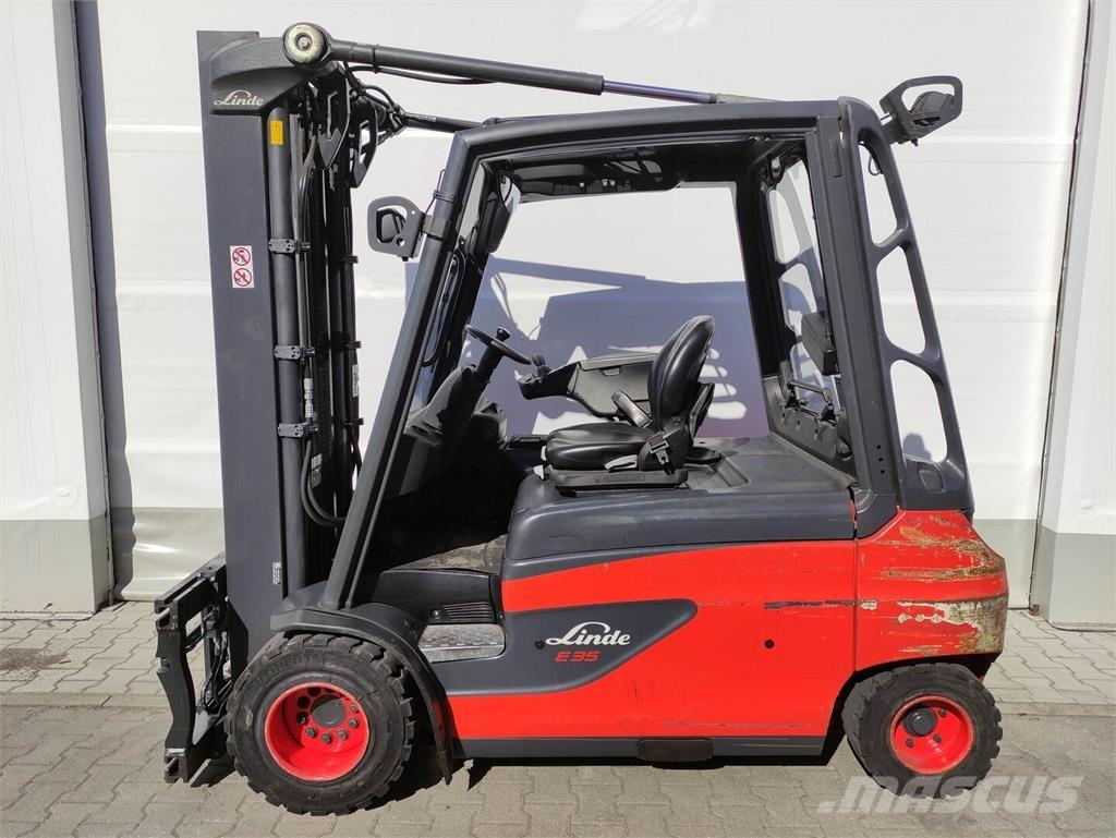 Linde E35L-01-387 شاحنات ذات رافعات شوكية تعمل بالكهرباء