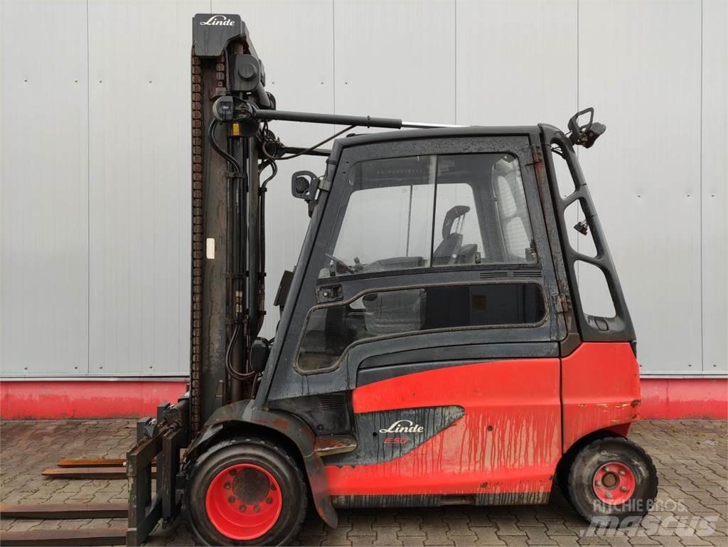 Linde E50HL-01-388 شاحنات ذات رافعات شوكية تعمل بالكهرباء