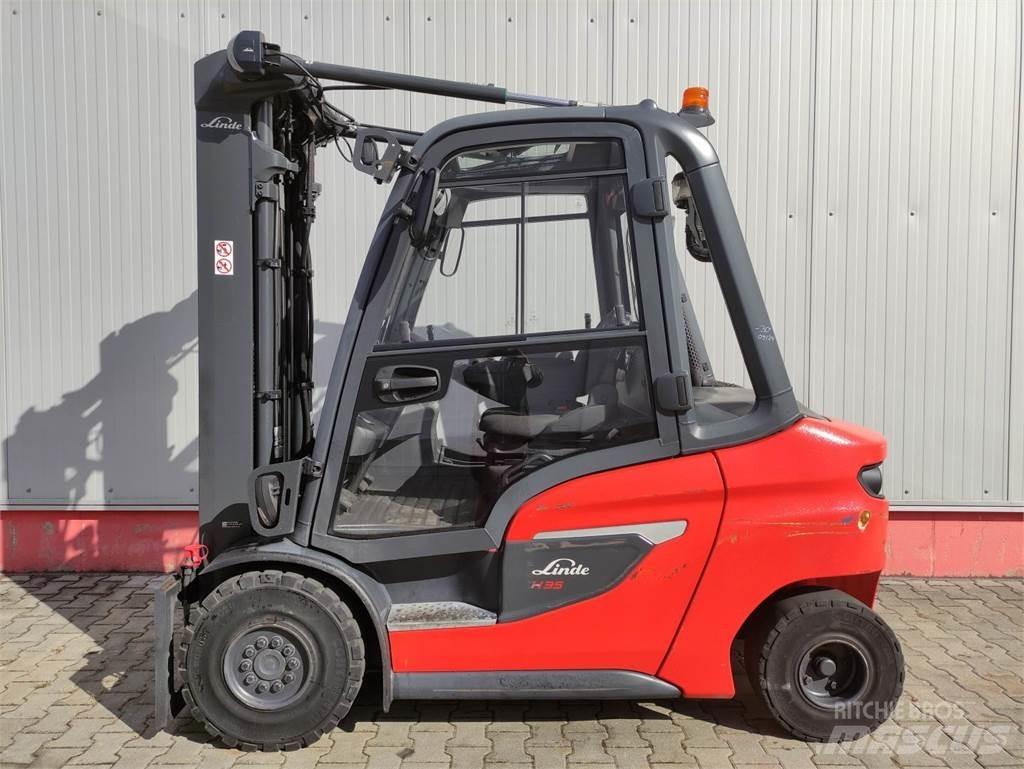 Linde H35-01-120 شاحنات الديزل