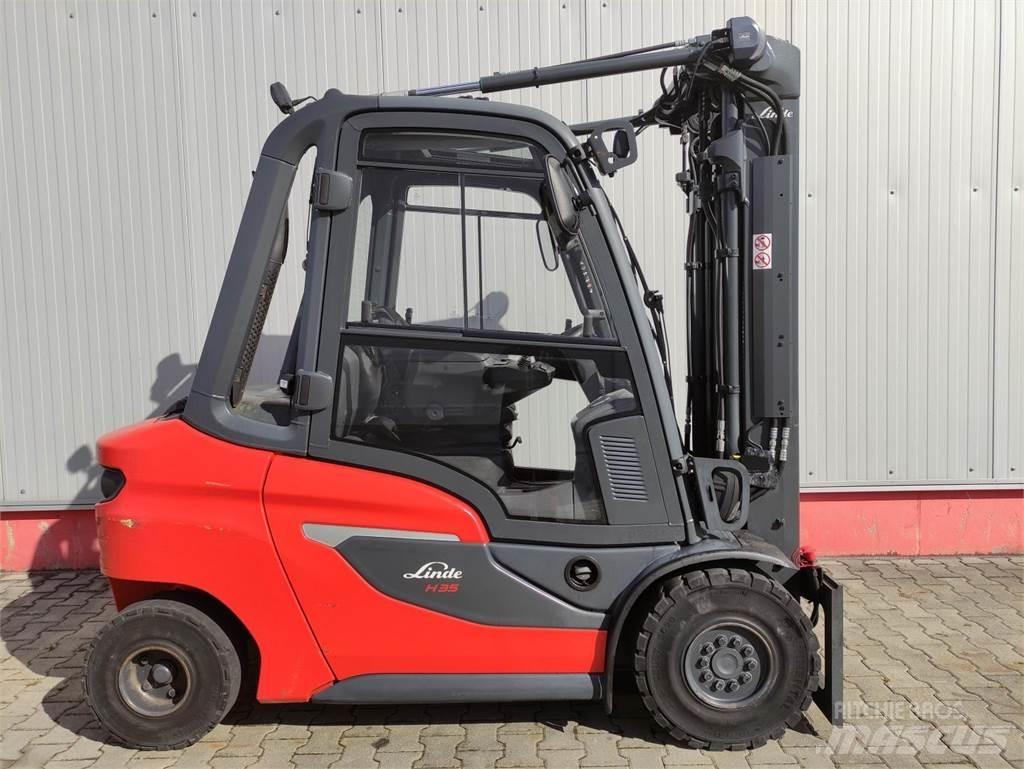 Linde H35-01-120 شاحنات الديزل