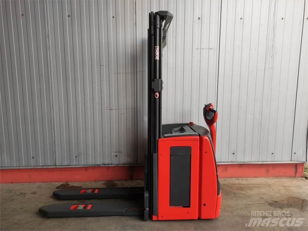 Linde L14-1173 (LACK NEU) معدات التكديس الجوالة