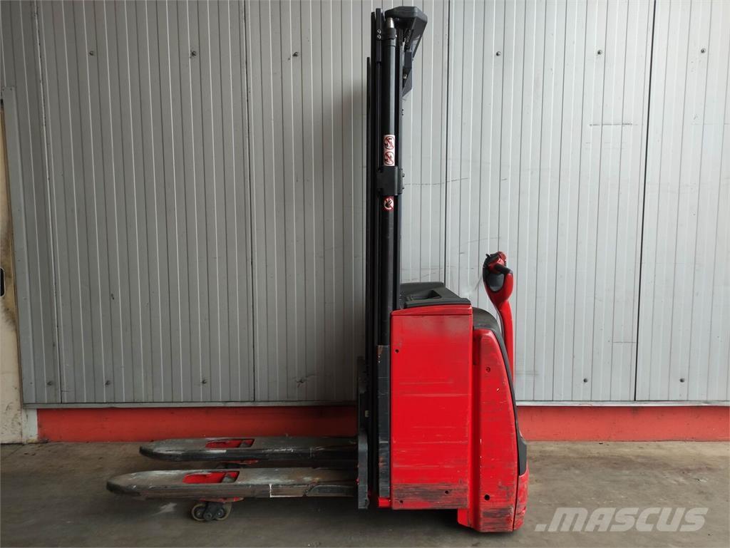 Linde L14i-1173 معدات التكديس الجوالة
