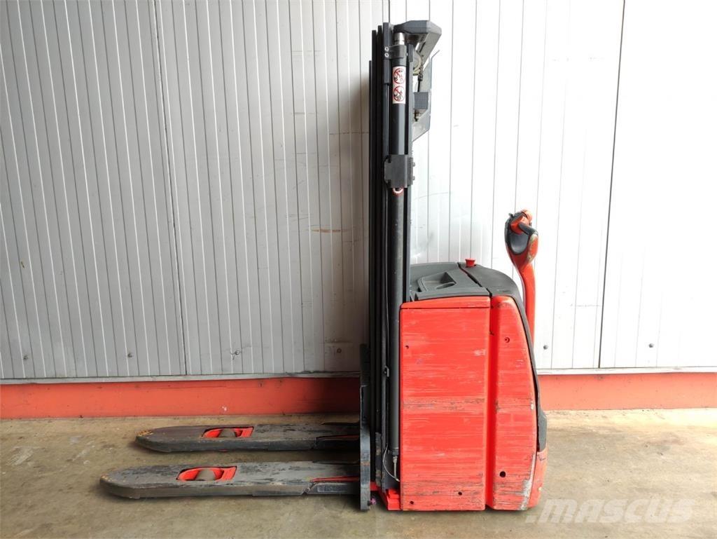Linde L16-1173 معدات التكديس الجوالة