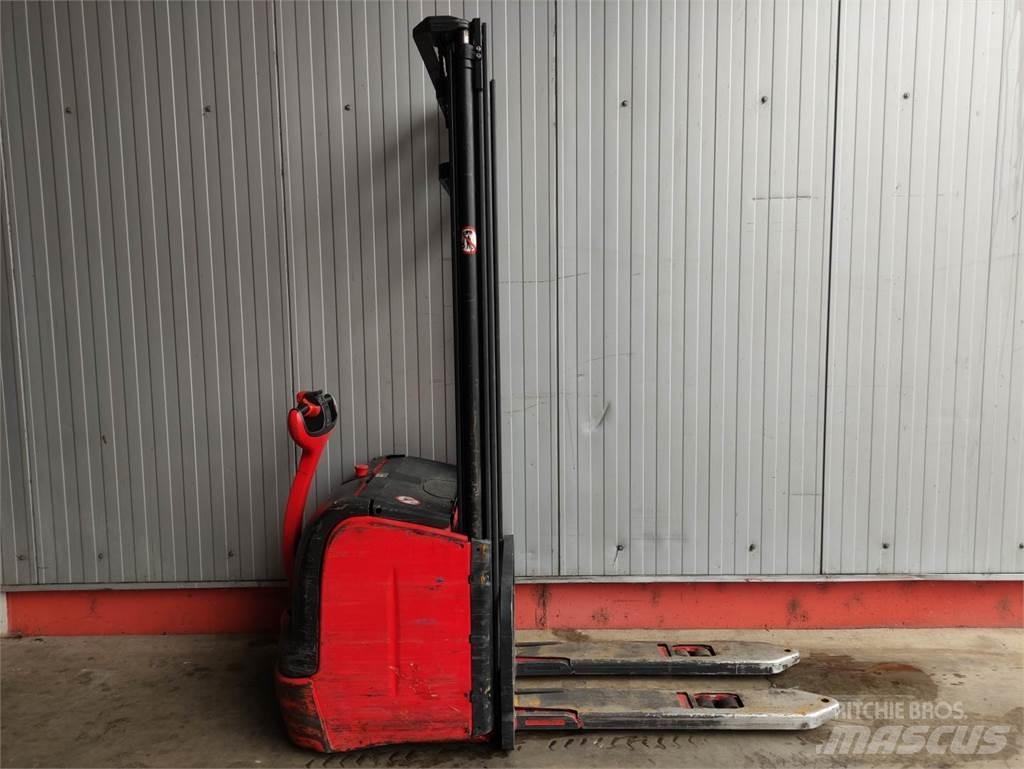 Linde L16-372 معدات التكديس الجوالة