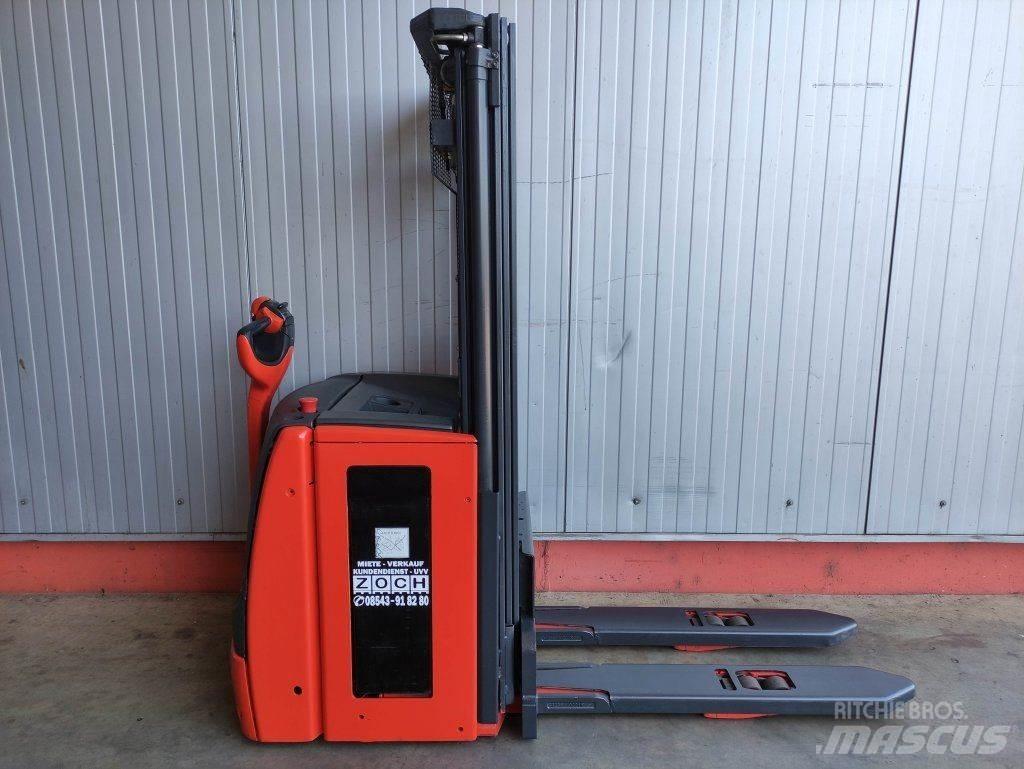 Linde L16i-1173 معدات التكديس الجوالة