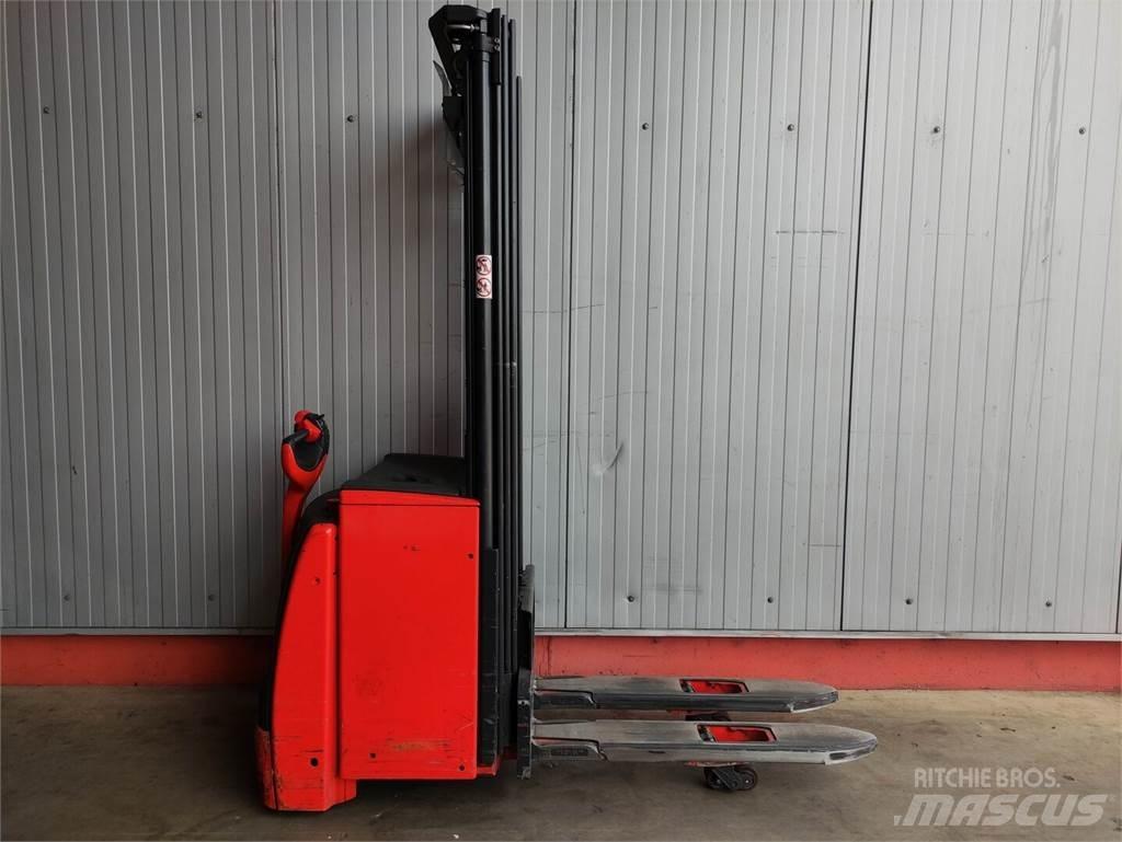 Linde L16i-1173 معدات التكديس الجوالة