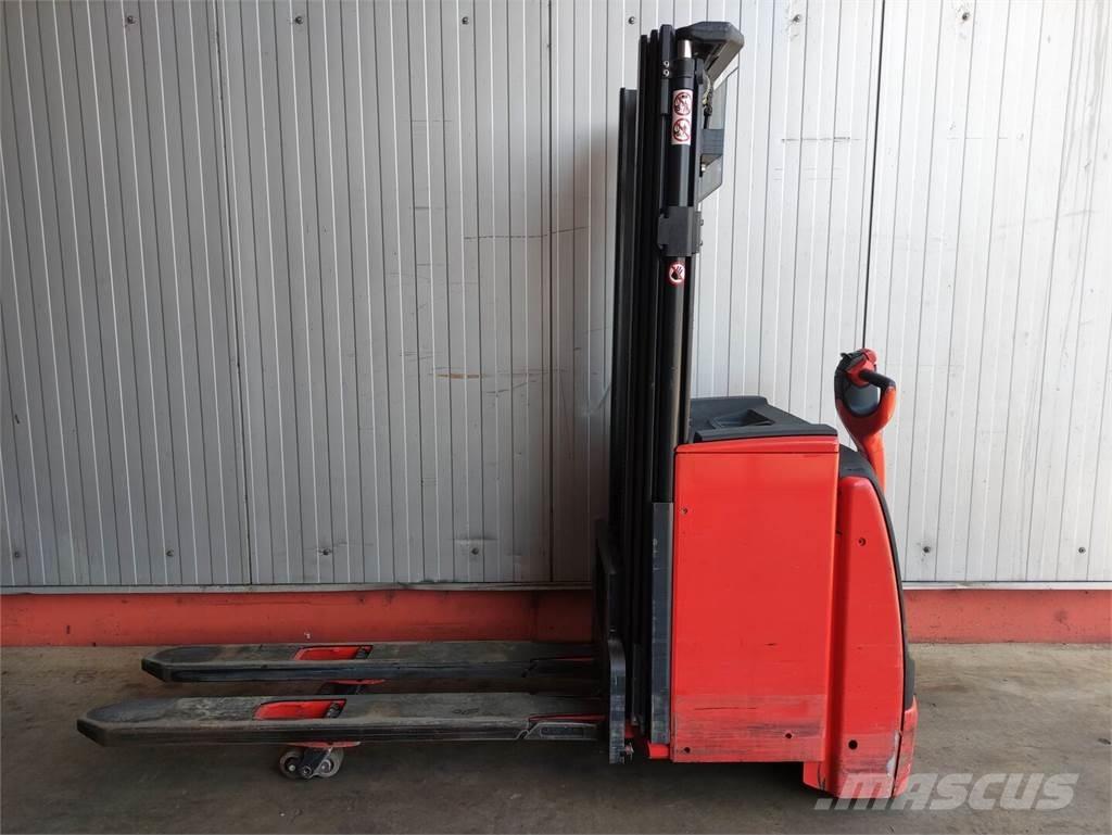 Linde L16i-1173 معدات التكديس الجوالة